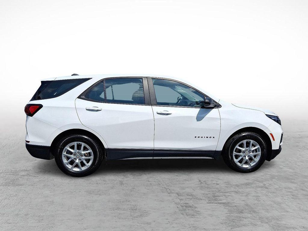 used 2023 Chevrolet Equinox car, priced at $21,442
