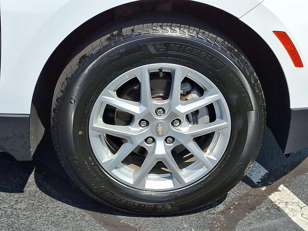 used 2023 Chevrolet Equinox car, priced at $21,442