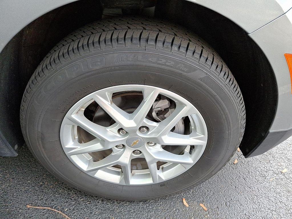 used 2024 Chevrolet Equinox car, priced at $24,699