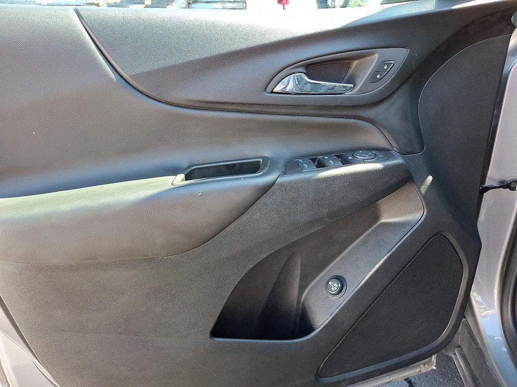 used 2024 Chevrolet Equinox car, priced at $24,289