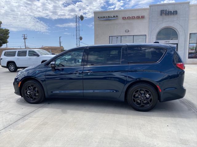 new 2023 Chrysler Pacifica Hybrid car, priced at $47,310