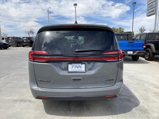 new 2023 Chrysler Pacifica Hybrid car, priced at $34,958