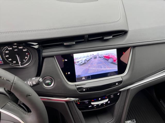 new 2025 Cadillac XT5 car, priced at $53,510