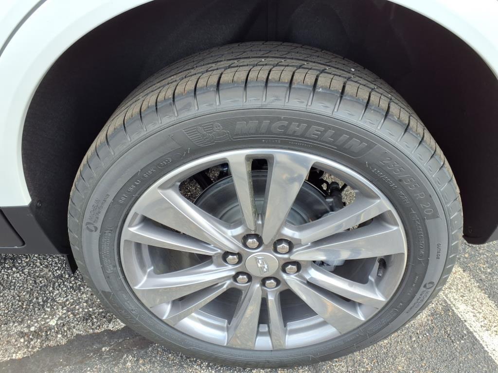 new 2025 Cadillac XT5 car, priced at $56,555