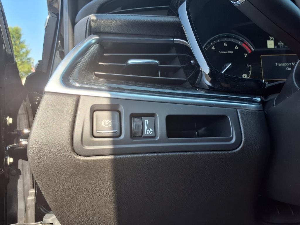 new 2025 Cadillac XT5 car, priced at $53,640