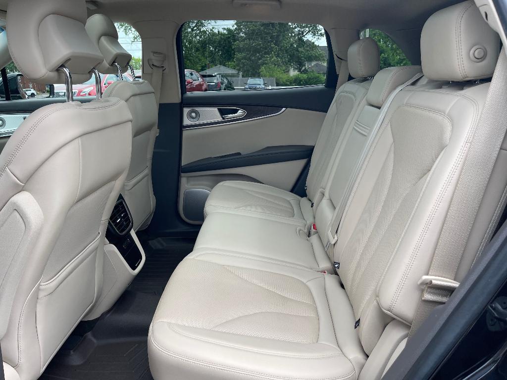 used 2019 Lincoln Nautilus car, priced at $25,000
