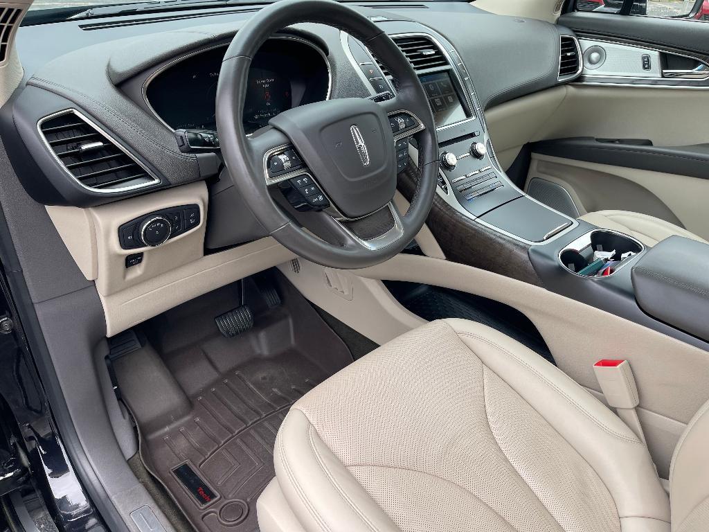 used 2019 Lincoln Nautilus car, priced at $25,000