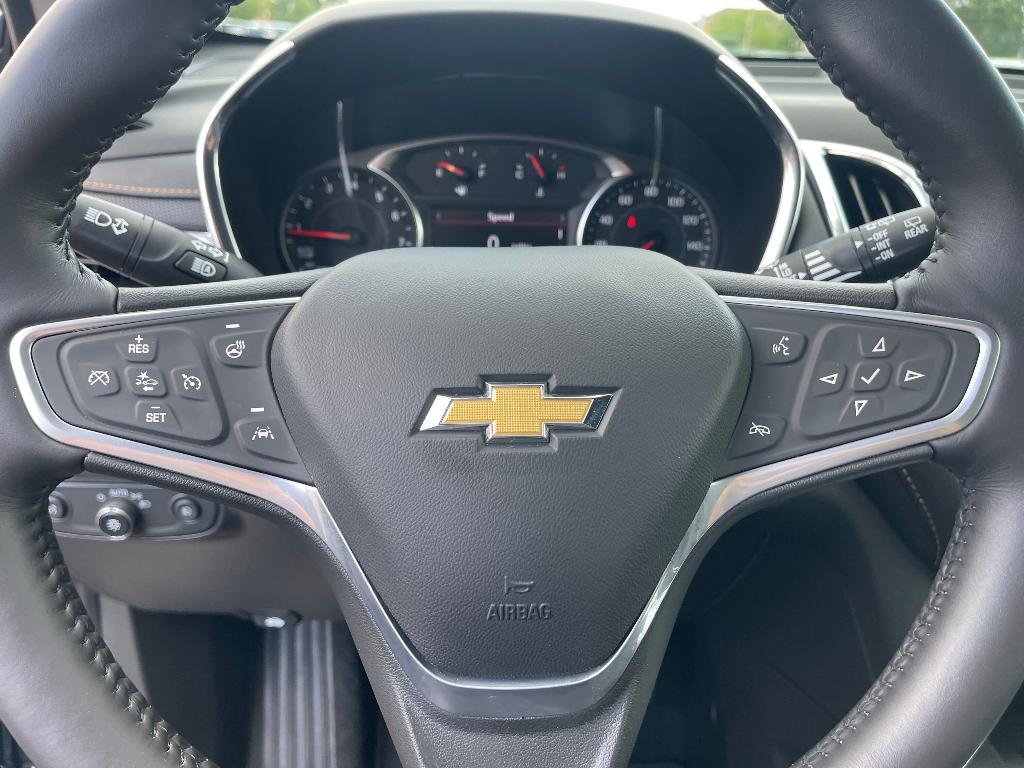used 2022 Chevrolet Equinox car, priced at $25,400