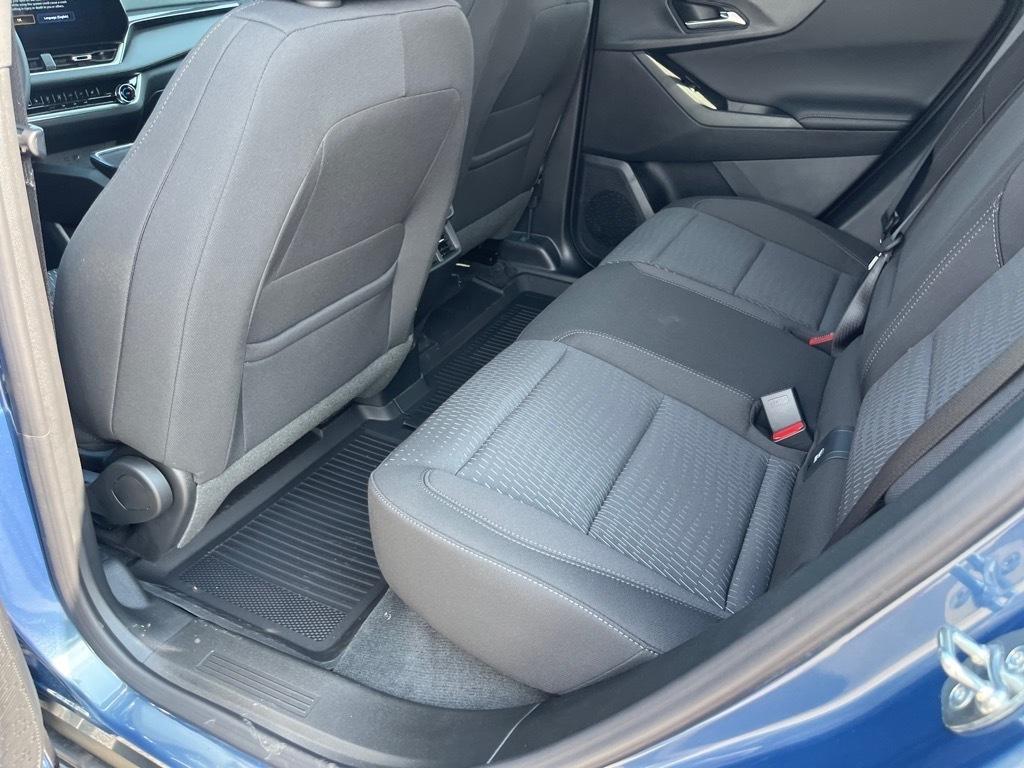 new 2026 Chevrolet Equinox car, priced at $30,004