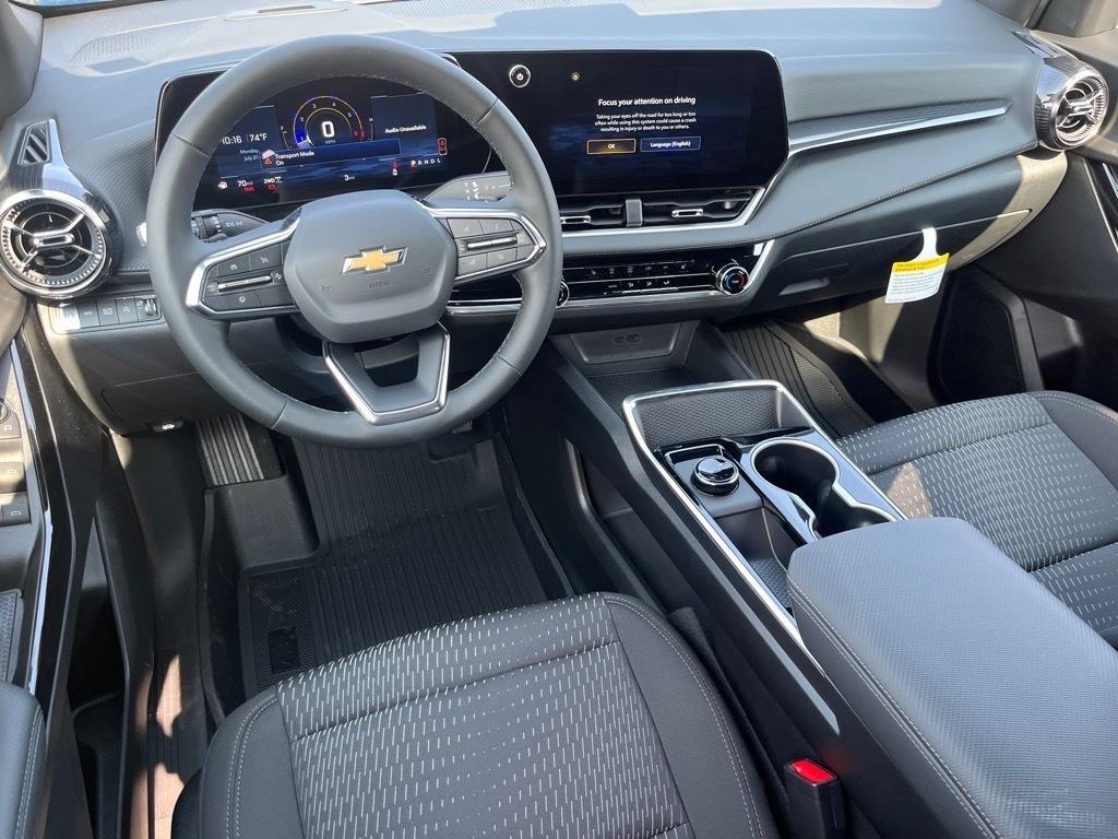 new 2026 Chevrolet Equinox car, priced at $30,004
