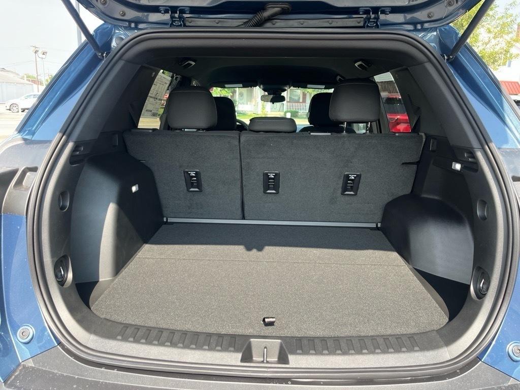 new 2026 Chevrolet Equinox car, priced at $30,004