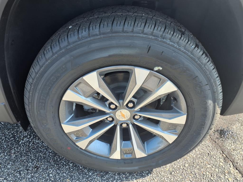 new 2026 Chevrolet Equinox car, priced at $29,544