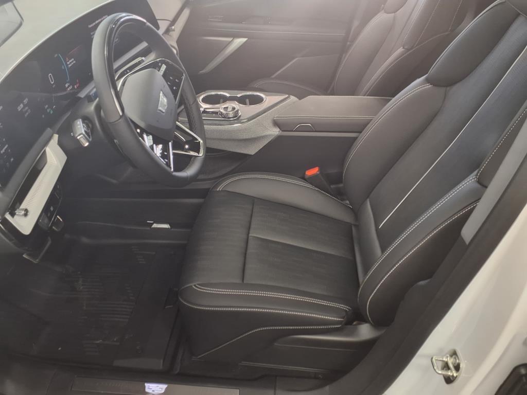 new 2025 Cadillac OPTIQ car, priced at $60,270