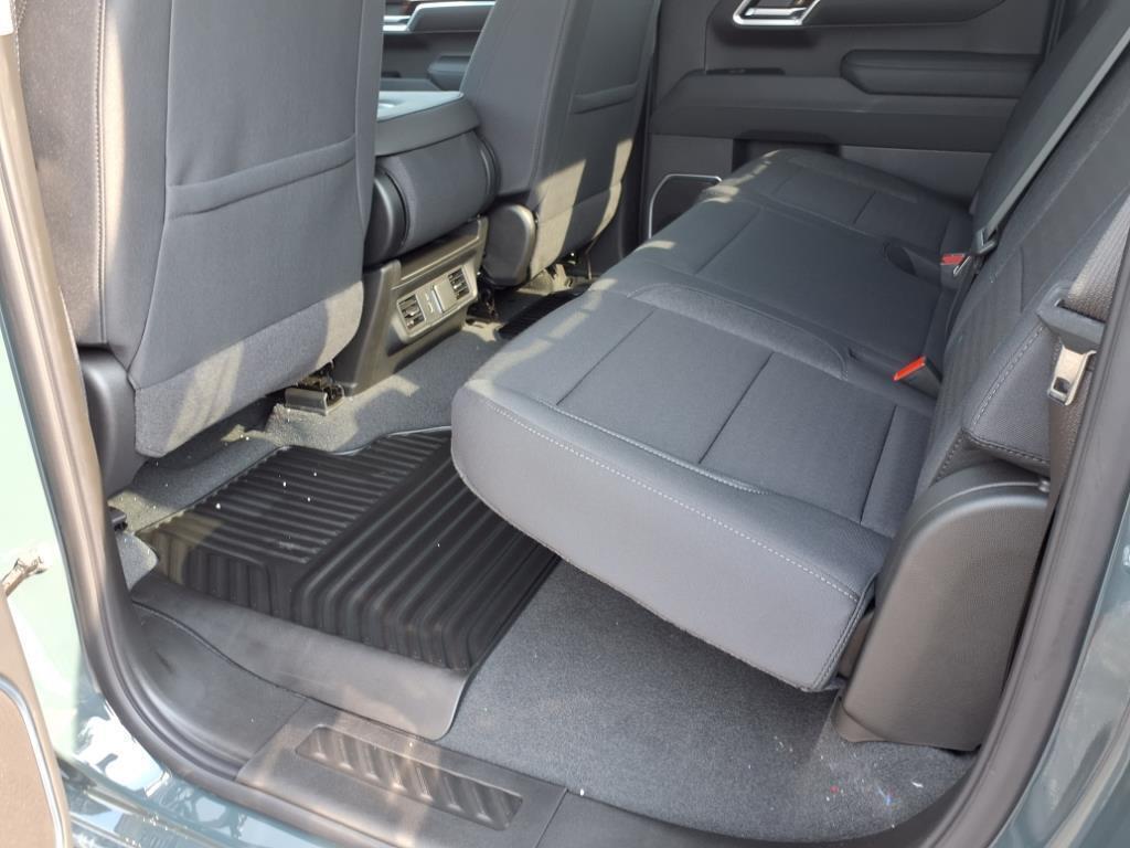 new 2025 Chevrolet Silverado 1500 car, priced at $47,056