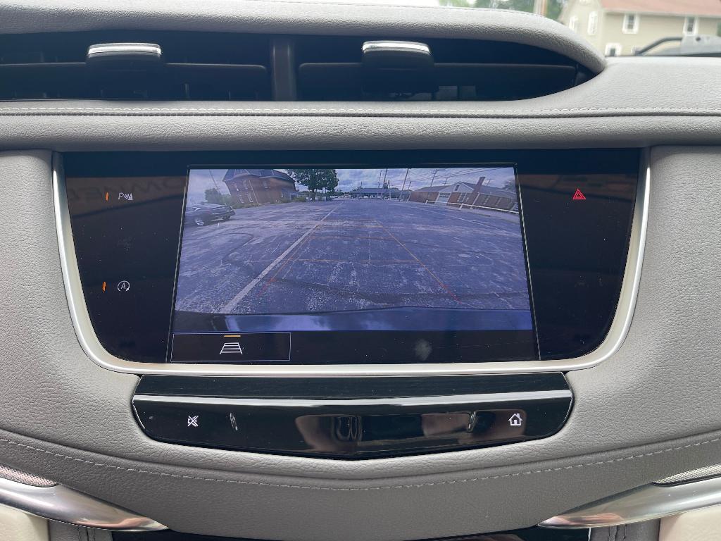 used 2023 Cadillac XT5 car, priced at $33,440