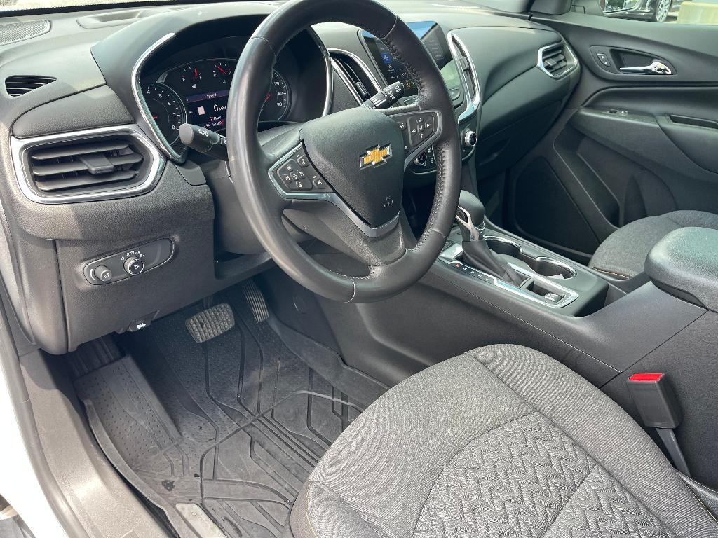 used 2022 Chevrolet Equinox car, priced at $21,900