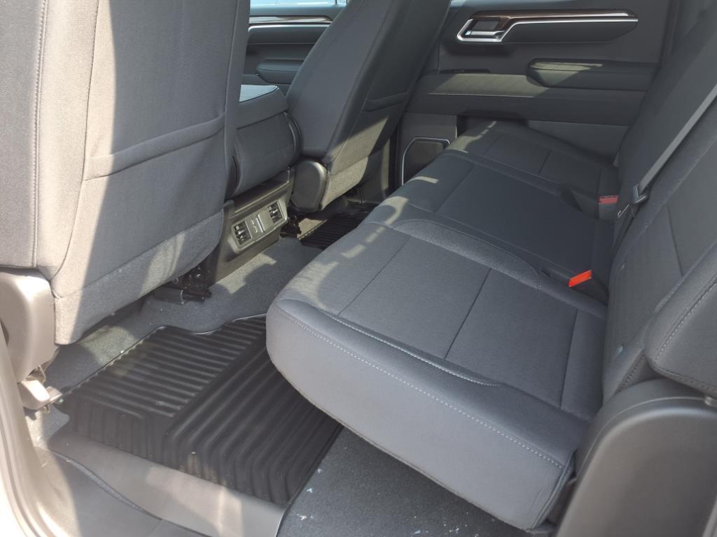 new 2025 Chevrolet Silverado 1500 car, priced at $46,711