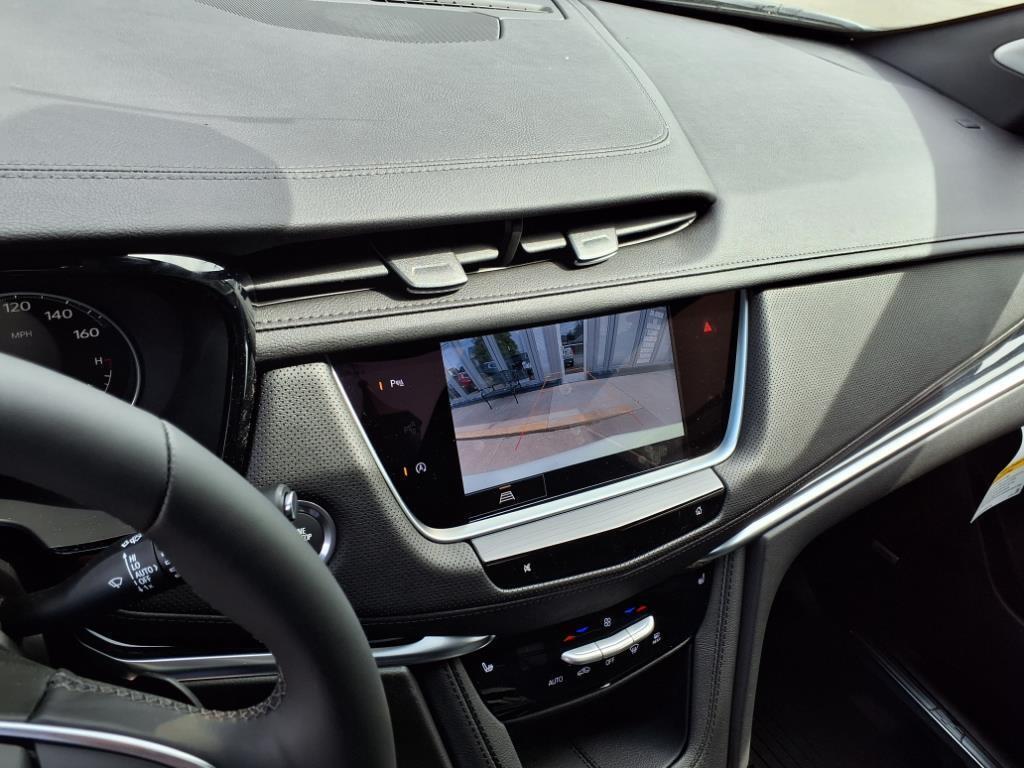 new 2025 Cadillac XT5 car, priced at $54,210