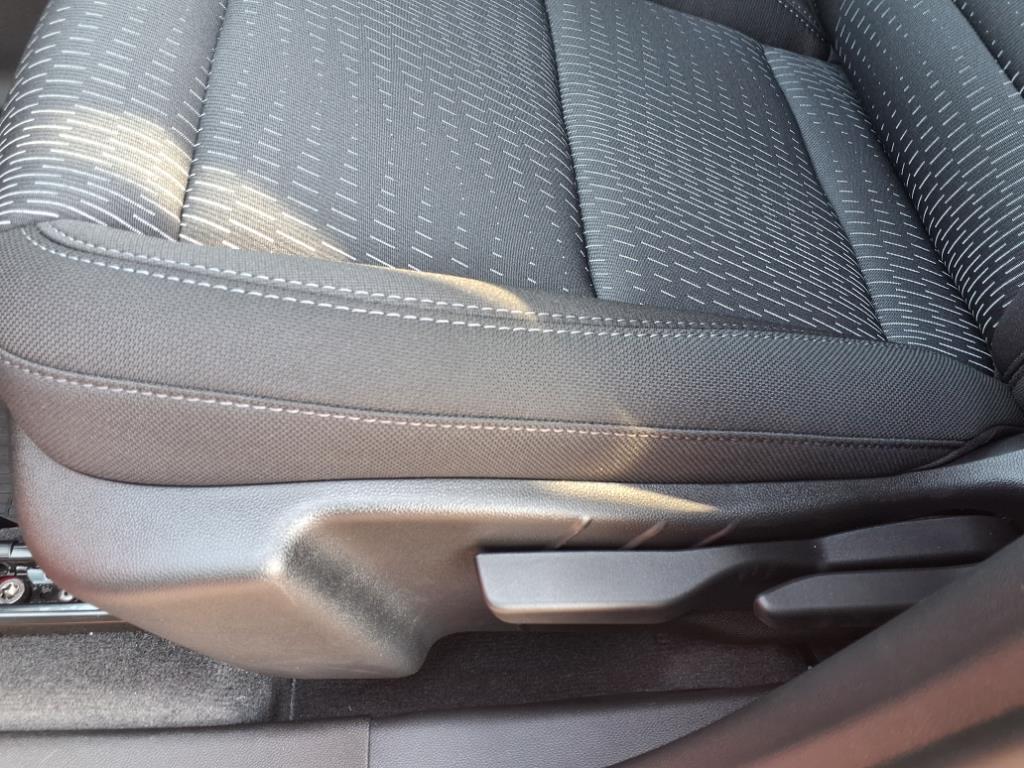 new 2026 Chevrolet Equinox car, priced at $30,410