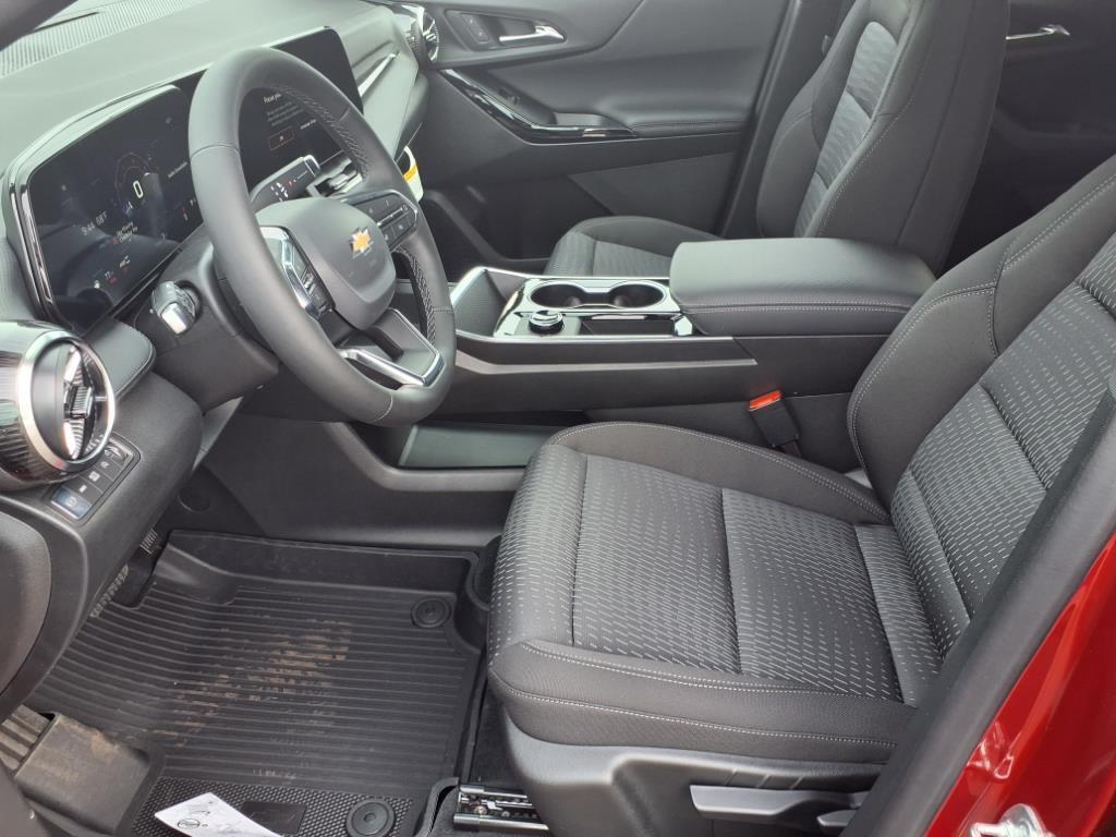 new 2026 Chevrolet Equinox car, priced at $31,235