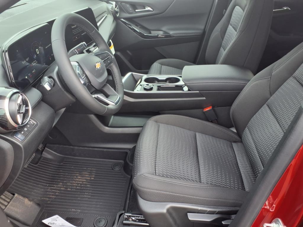 new 2026 Chevrolet Equinox car, priced at $31,235