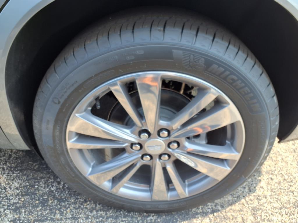 new 2025 Cadillac XT6 car, priced at $58,155