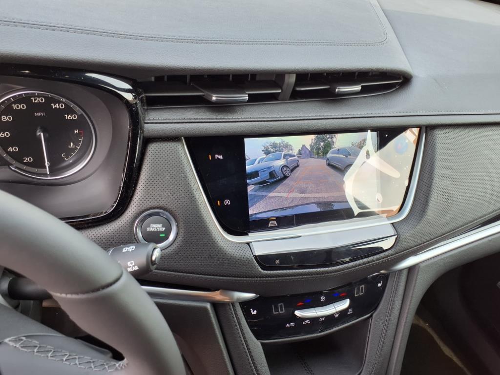 new 2025 Cadillac XT6 car, priced at $51,890