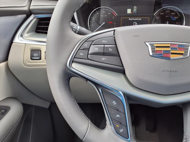 new 2025 Cadillac XT5 car, priced at $53,325