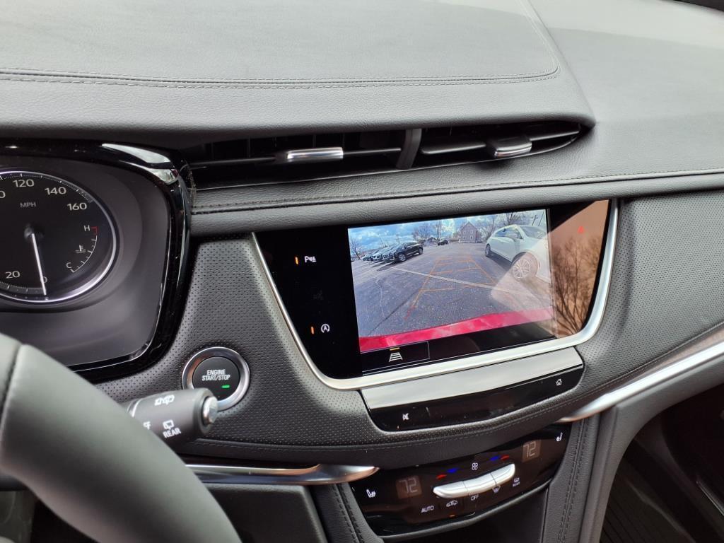 new 2025 Cadillac XT5 car, priced at $56,555