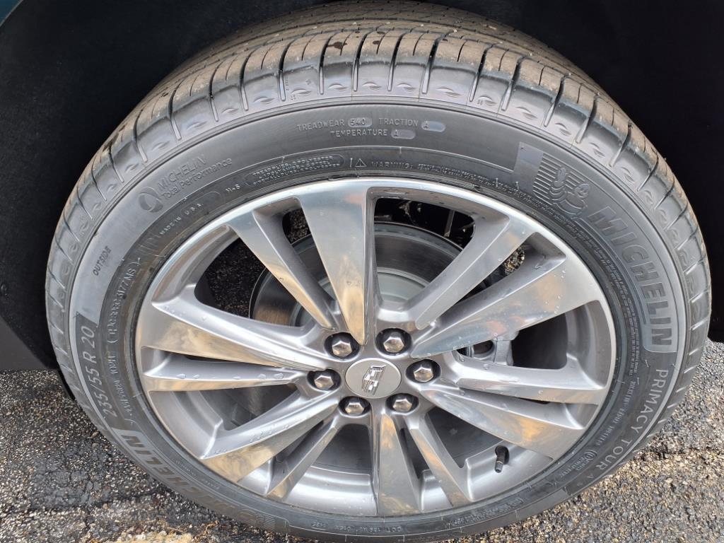new 2025 Cadillac XT5 car, priced at $53,610