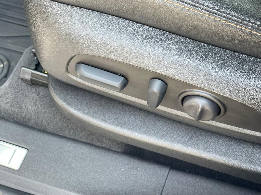 used 2022 Chevrolet Equinox car, priced at $24,880