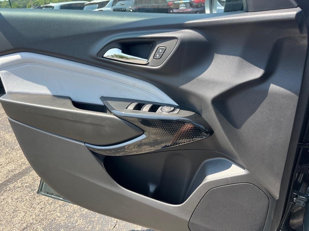 new 2025 Chevrolet Trax car, priced at $25,044