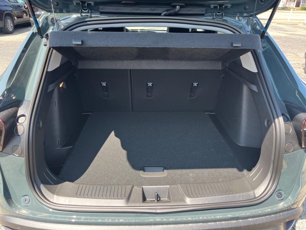 new 2025 Chevrolet Trax car, priced at $25,044