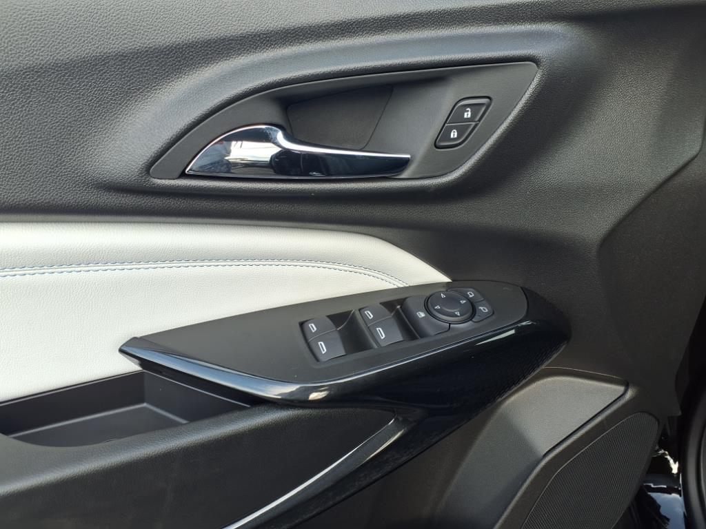 new 2025 Chevrolet Trax car, priced at $24,389