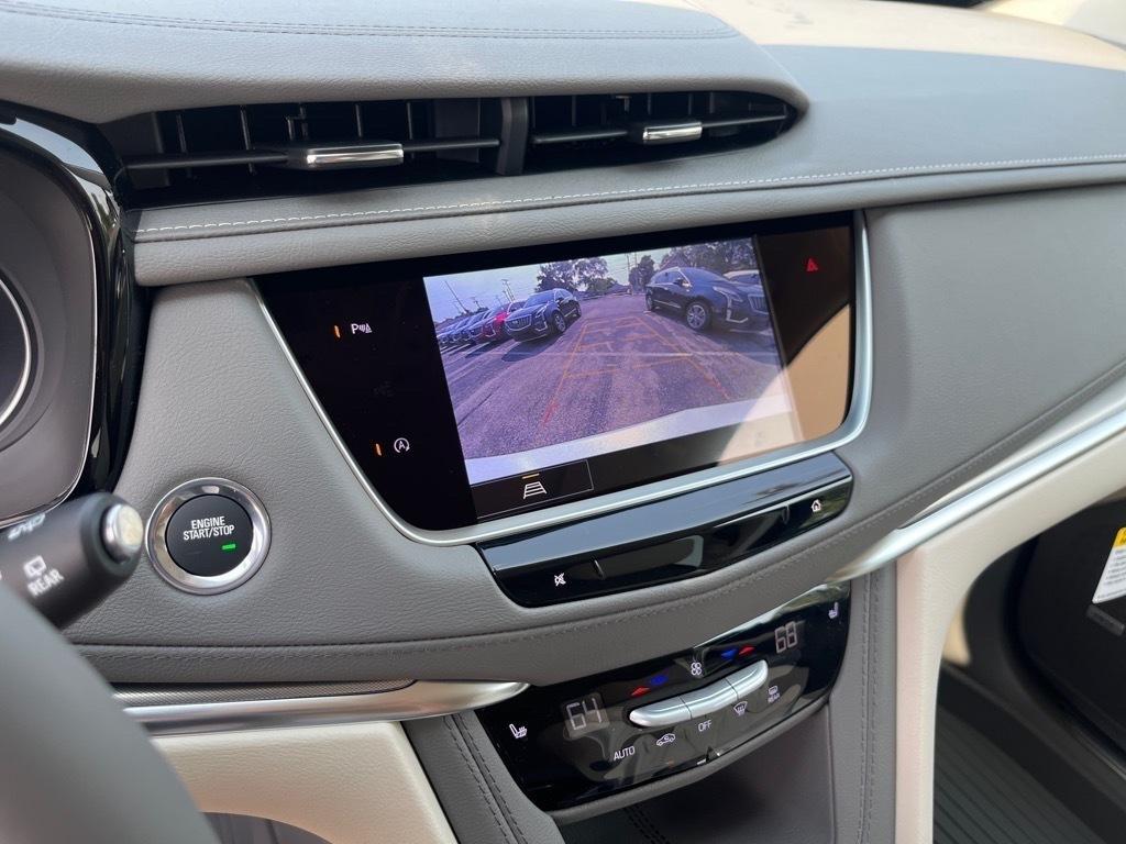 new 2025 Cadillac XT5 car, priced at $53,240