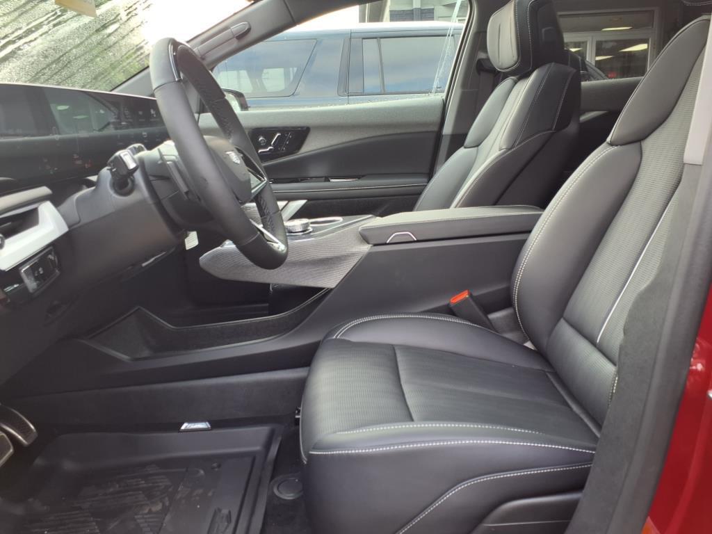 new 2025 Cadillac OPTIQ car, priced at $60,490