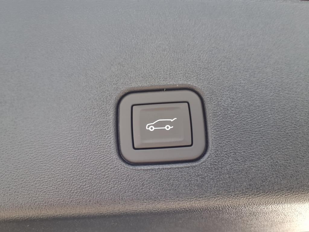 new 2025 Cadillac OPTIQ car, priced at $60,490