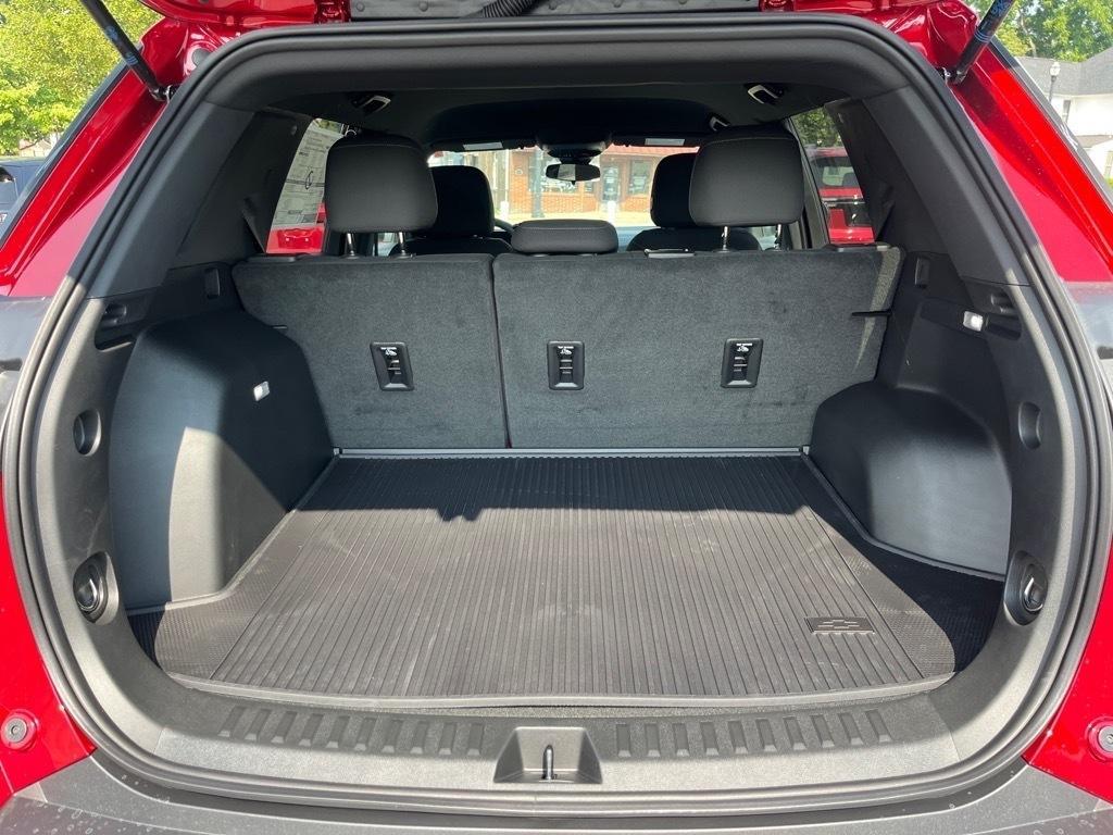 new 2026 Chevrolet Equinox car, priced at $30,436