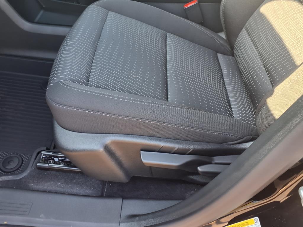 new 2026 Chevrolet Equinox car, priced at $29,977