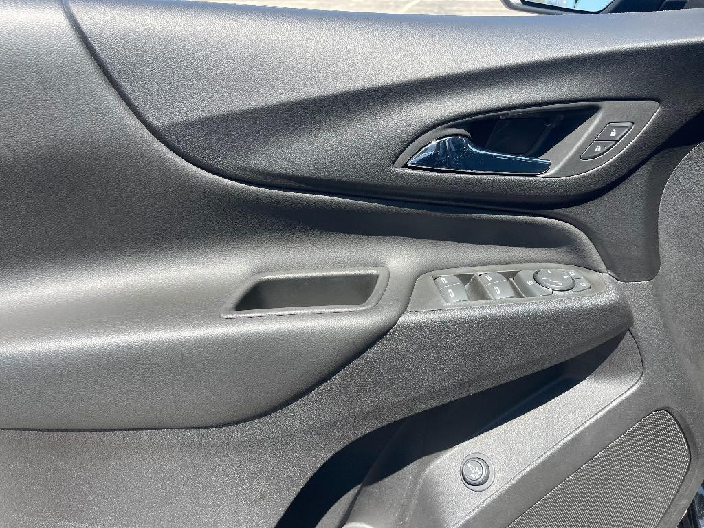 used 2022 Chevrolet Equinox car, priced at $21,900