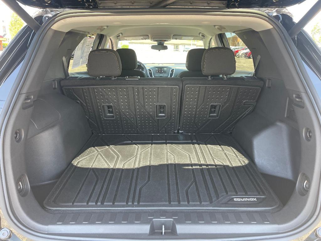 used 2022 Chevrolet Equinox car, priced at $21,900