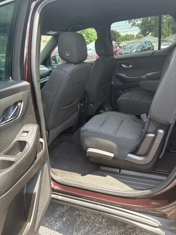 used 2022 Chevrolet Traverse car, priced at $29,490
