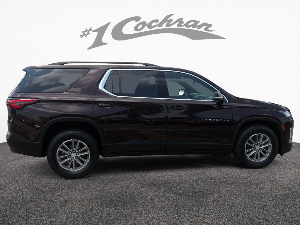 used 2022 Chevrolet Traverse car, priced at $29,490