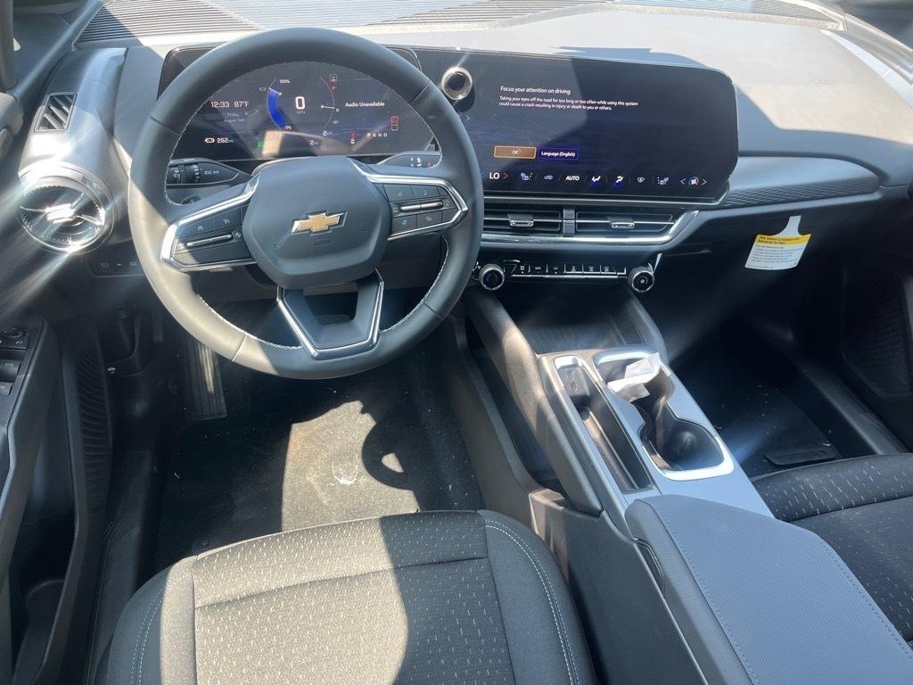 new 2025 Chevrolet Equinox EV car, priced at $37,606