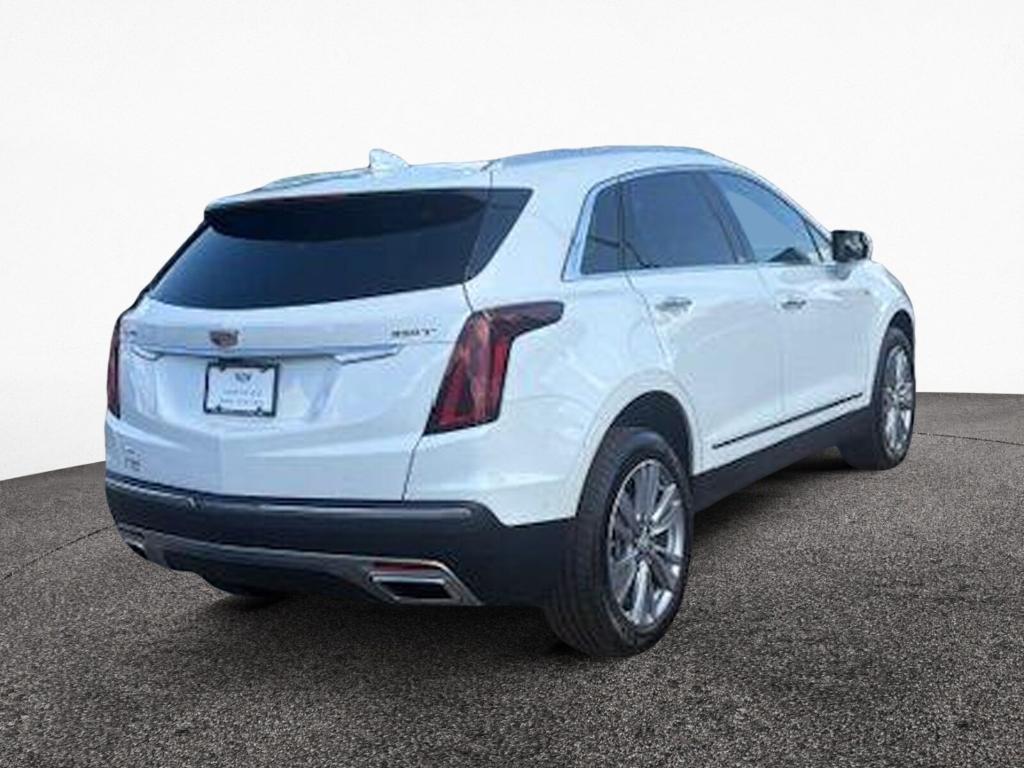 used 2024 Cadillac XT5 car, priced at $43,900
