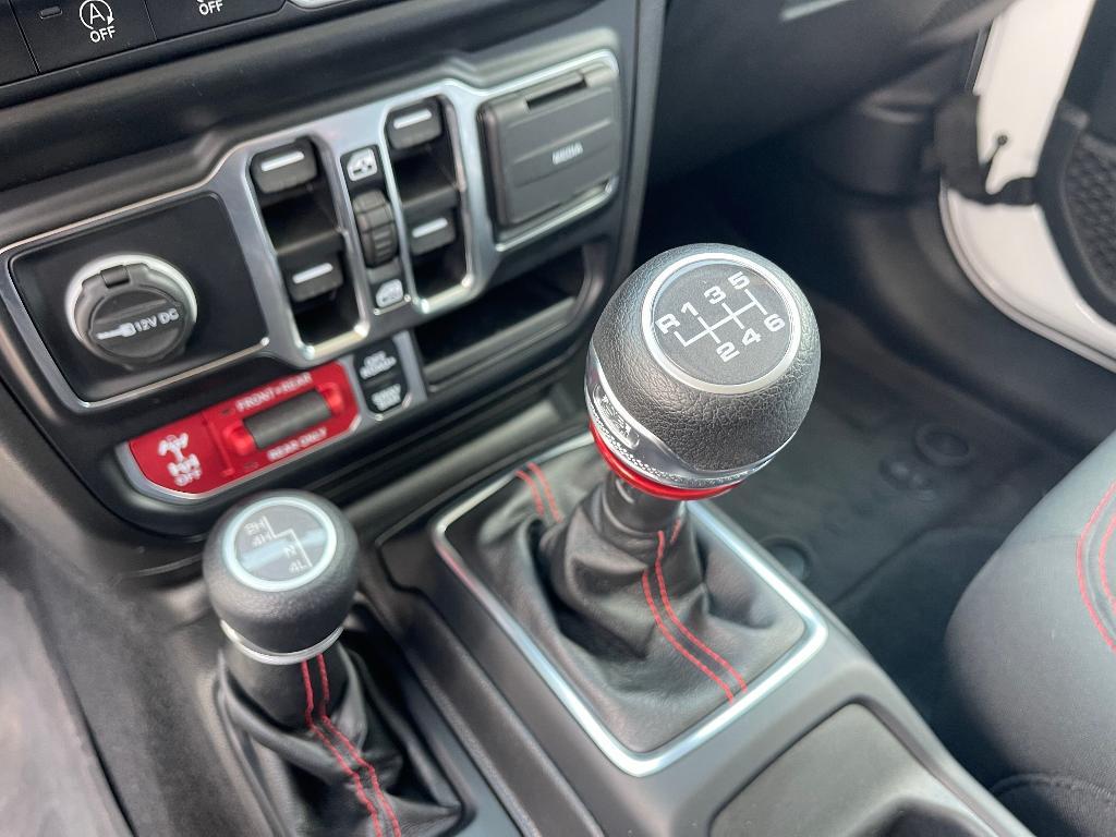 used 2022 Jeep Gladiator car, priced at $34,900