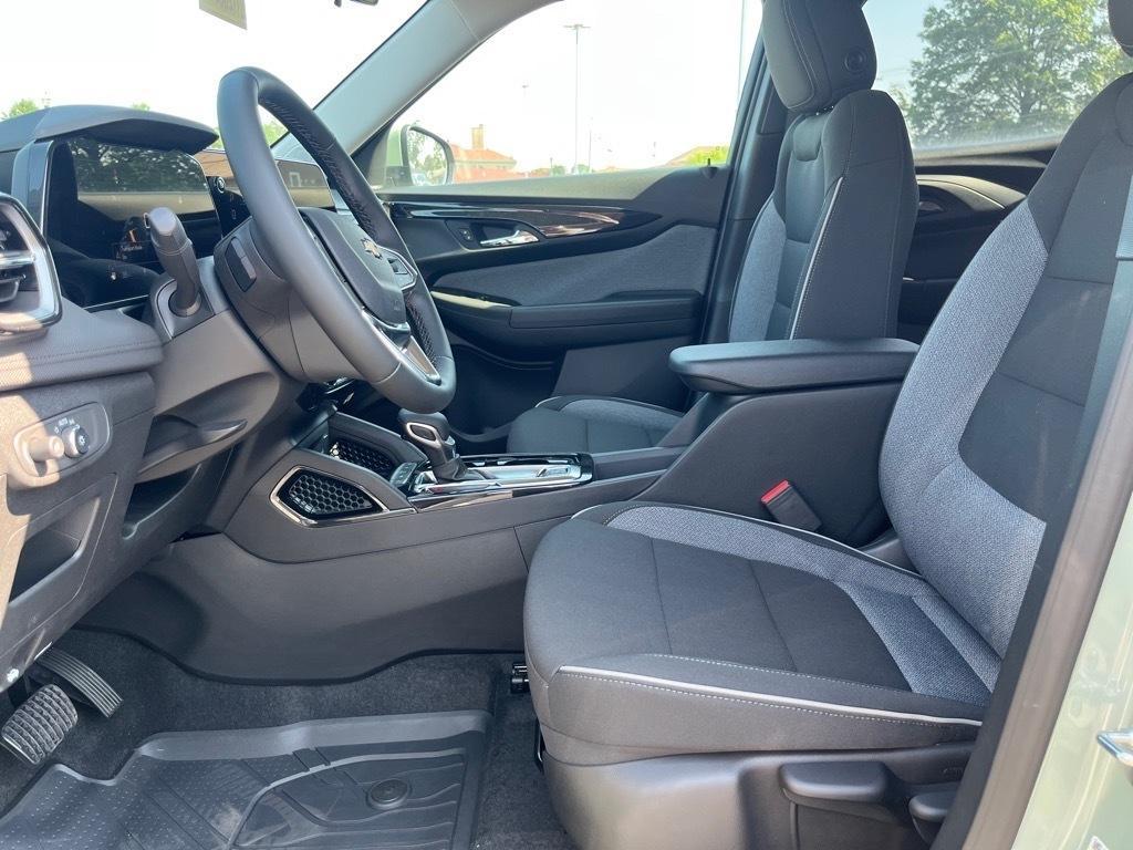 new 2026 Chevrolet TrailBlazer car, priced at $25,702