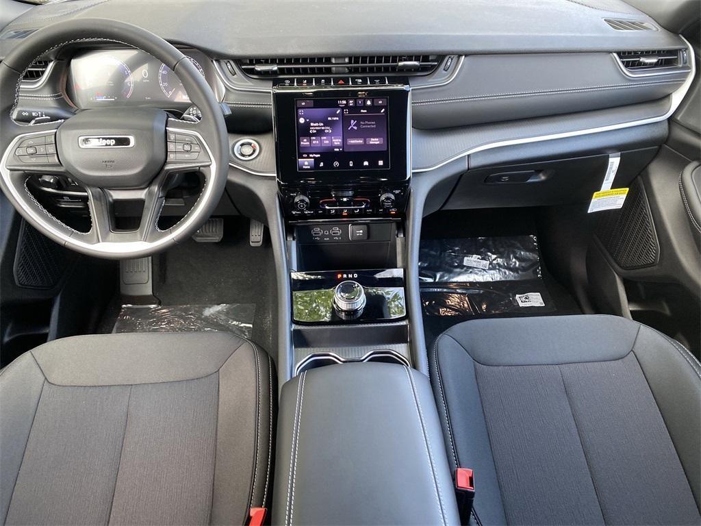 new 2025 Jeep Grand Cherokee L car, priced at $37,125