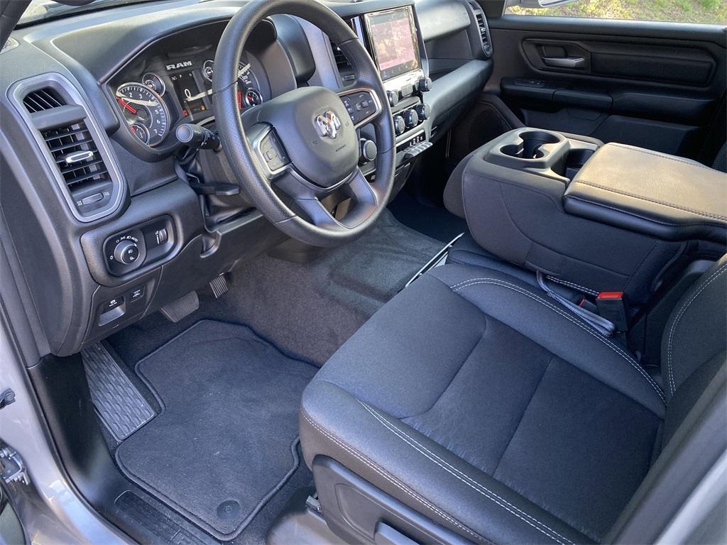 new 2025 Ram 1500 car, priced at $43,578