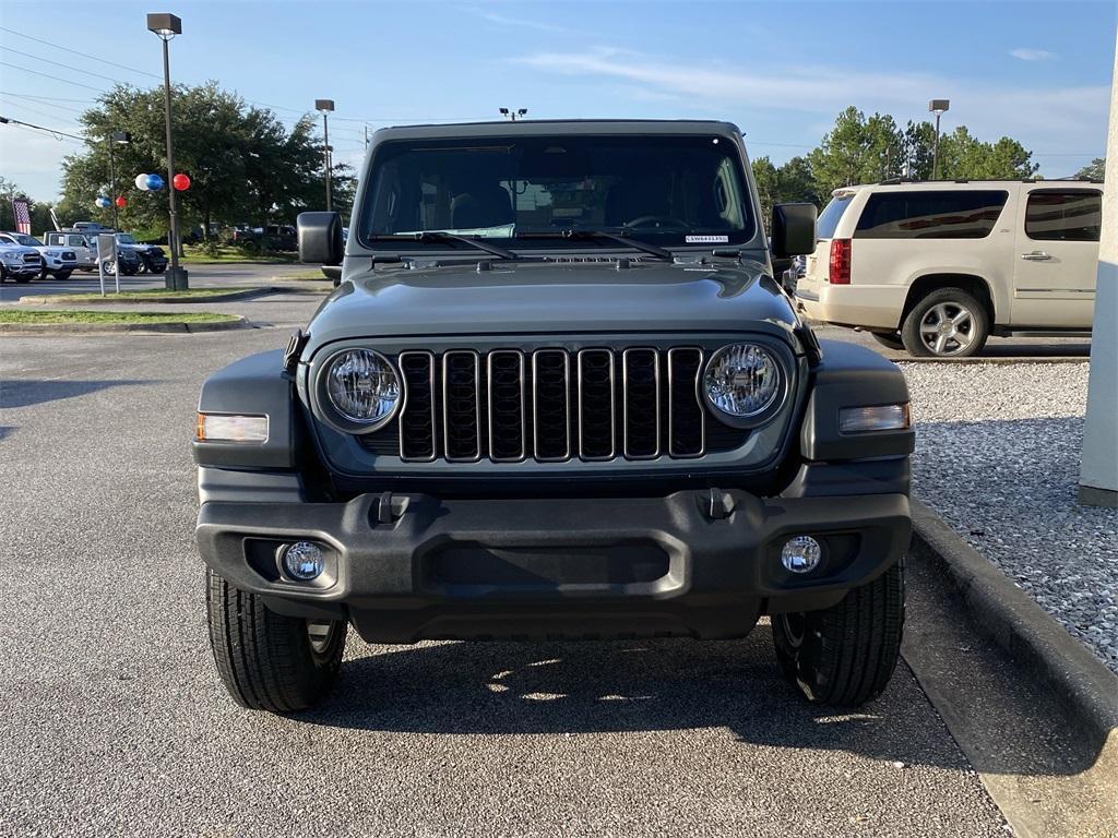new 2025 Jeep Wrangler car, priced at $46,306